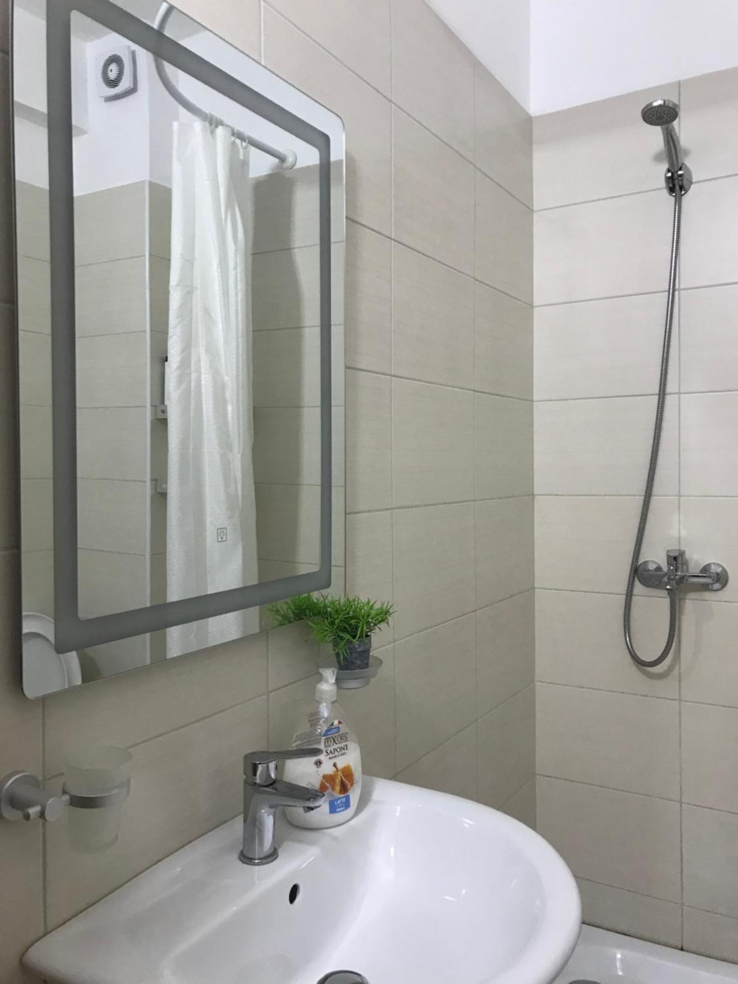 Corazon Guest House Vlorë Eksteriør billede