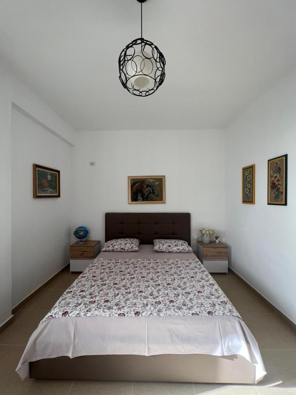 Corazon Guest House Vlorë Eksteriør billede